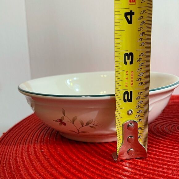 Pfaltzgraff Soup/Cereal Bowls Winterberry set of 2 - Picture 5 of 6